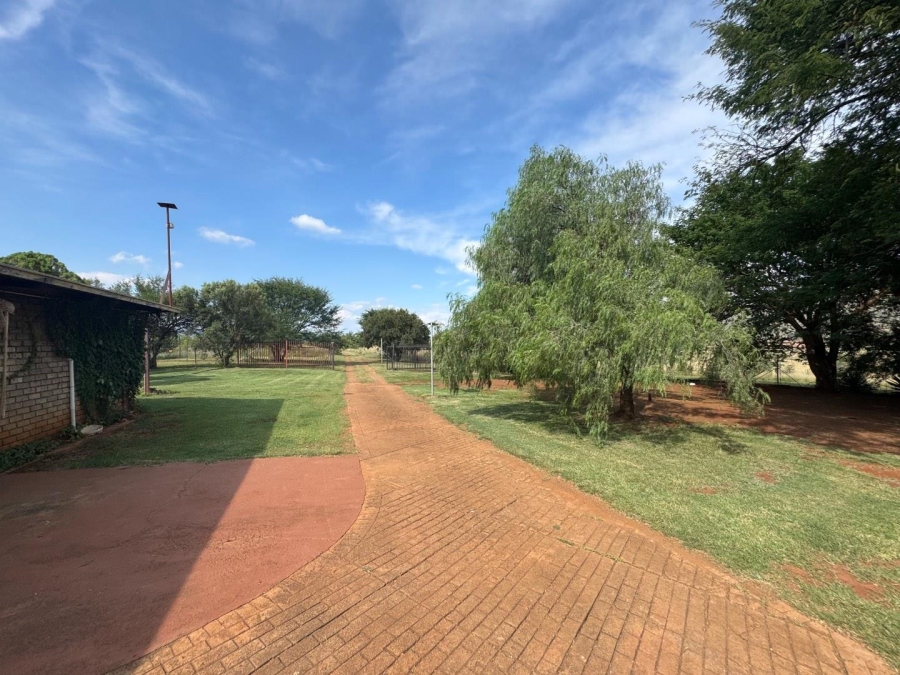 4 Bedroom Property for Sale in Rietfontein North West